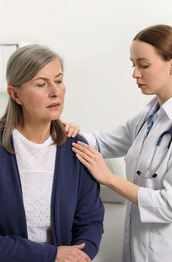 Woman with a shoulder impingement