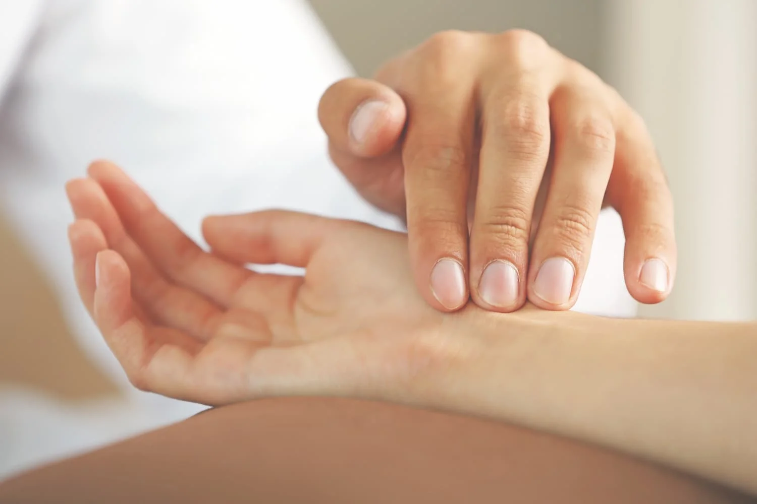 You are currently viewing Everything You Need To Know About Carpal Tunnel Syndrome