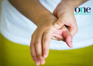 Read more about the article Hand Injuries in Athletes: Symptoms, Causes, and Treatments in Surrey